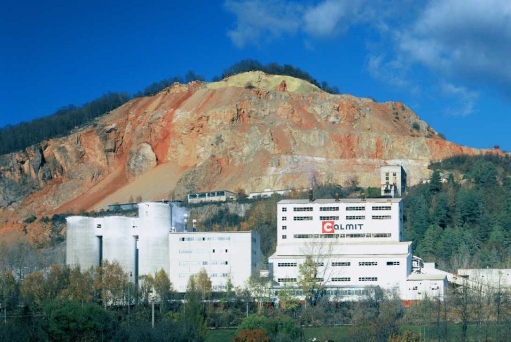 Calmit Holding